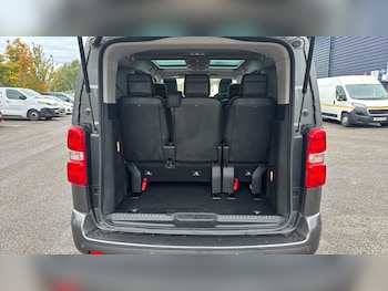 Used Peugeot Traveller 2022 for sale - 76302099: Photo 4