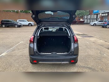 Used Peugeot 2008 2018 for sale - 78861799: Photo