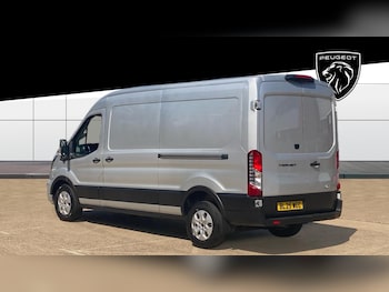 Used Ford Transit 2025 for sale - 79380952: Photo