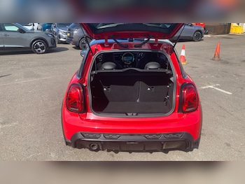 Used MINI Hatch 2021 for sale - 79252399: Photo