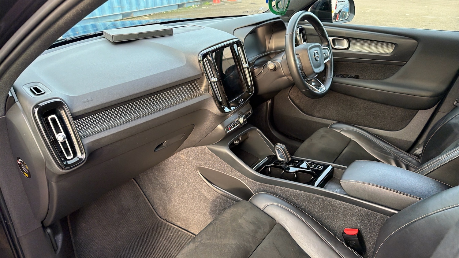 Used Volvo XC40 2021 for sale - 77592644: Photo 9