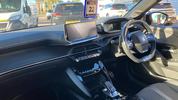 Used Peugeot 208 2020 for sale - 76233049: Photo 9