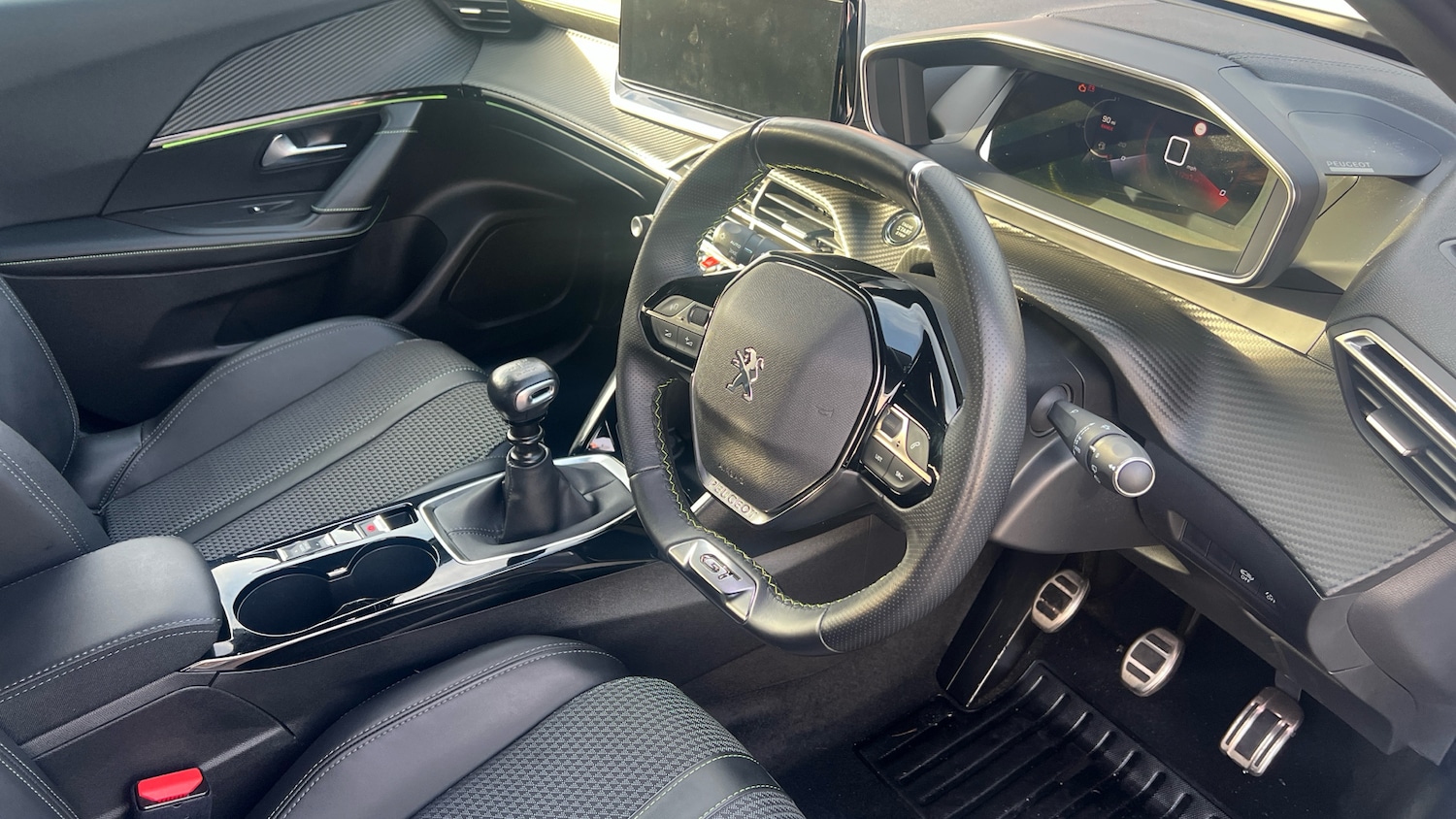 Used Peugeot 2008 2023 for sale - 77104491: Photo 11