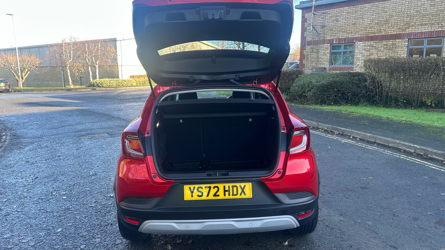 Used Renault Captur 2022 for sale - 77403459: Photo 4