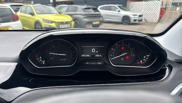 Used Peugeot 208 2018 for sale - 76232242: Photo 18