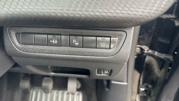 Used Peugeot 208 2018 for sale - 76232242: Photo 22