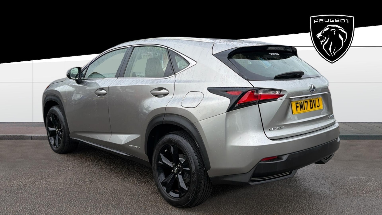 Used Lexus NX 2017 for sale - 77676131: Photo 2