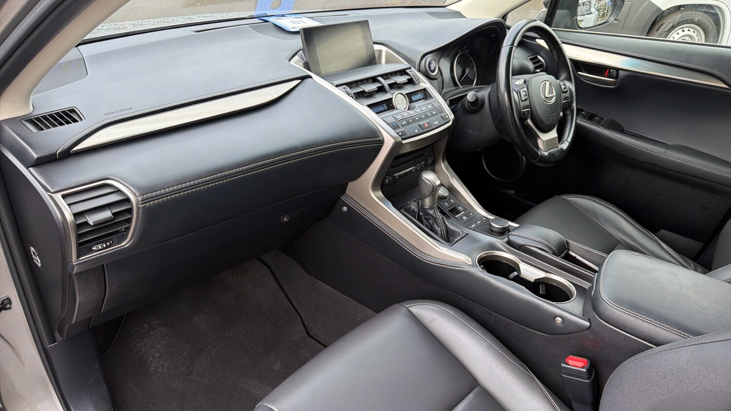 Used Lexus NX 2017 for sale - 77676131: Photo 9