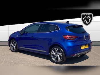 Used Renault Clio 2022 for sale - 79102331: Photo