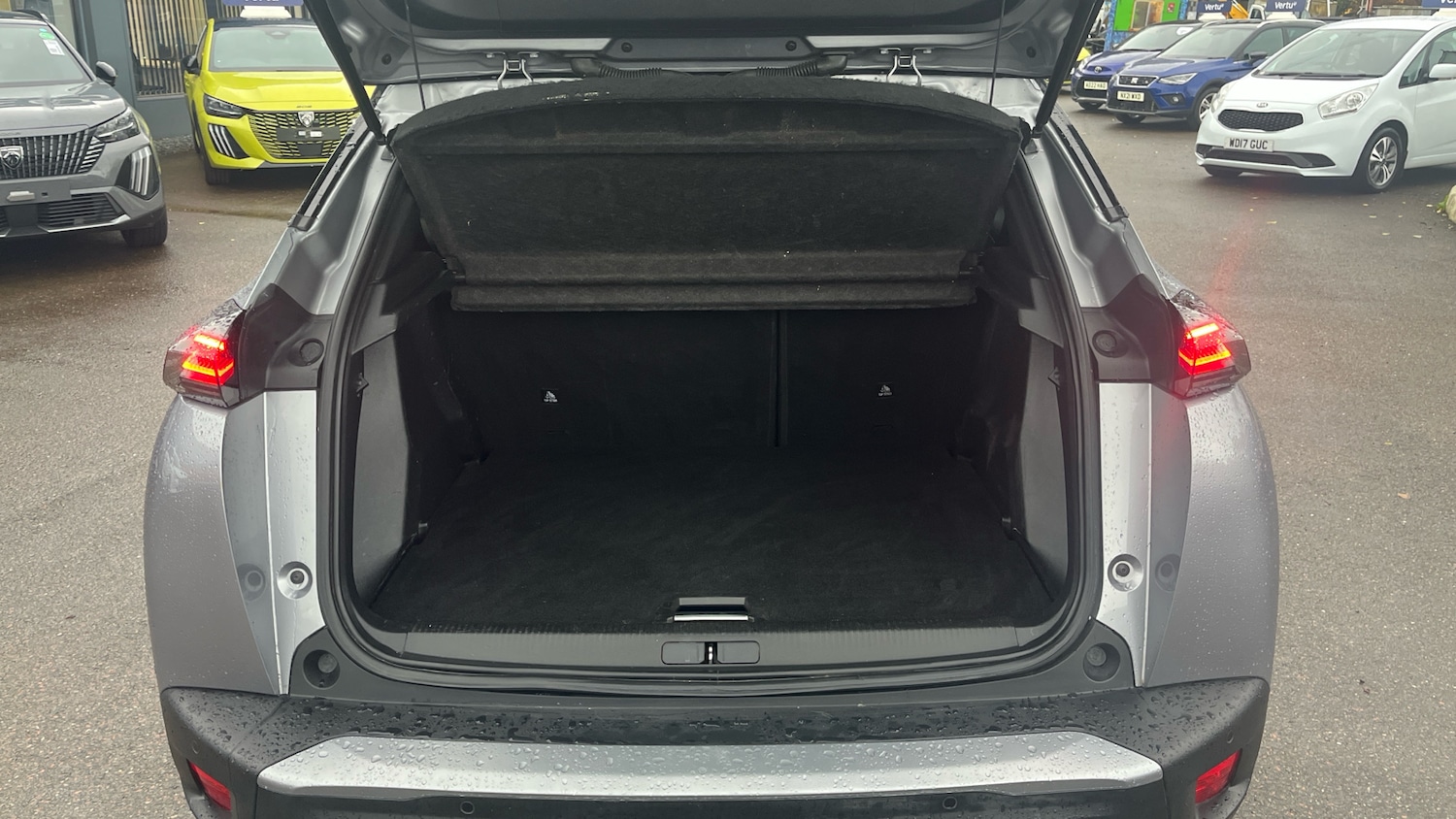 Used Peugeot 2008 2023 for sale - 77417322: Photo 4