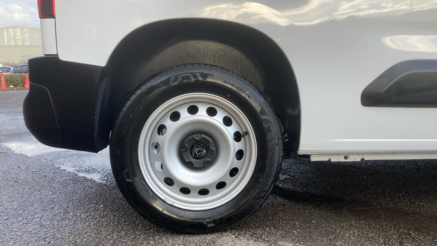 Used Peugeot Partner 2025 for sale - 76206590: Photo 7