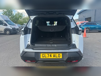 Used Peugeot 5008 2024 for sale - 78495907: Photo