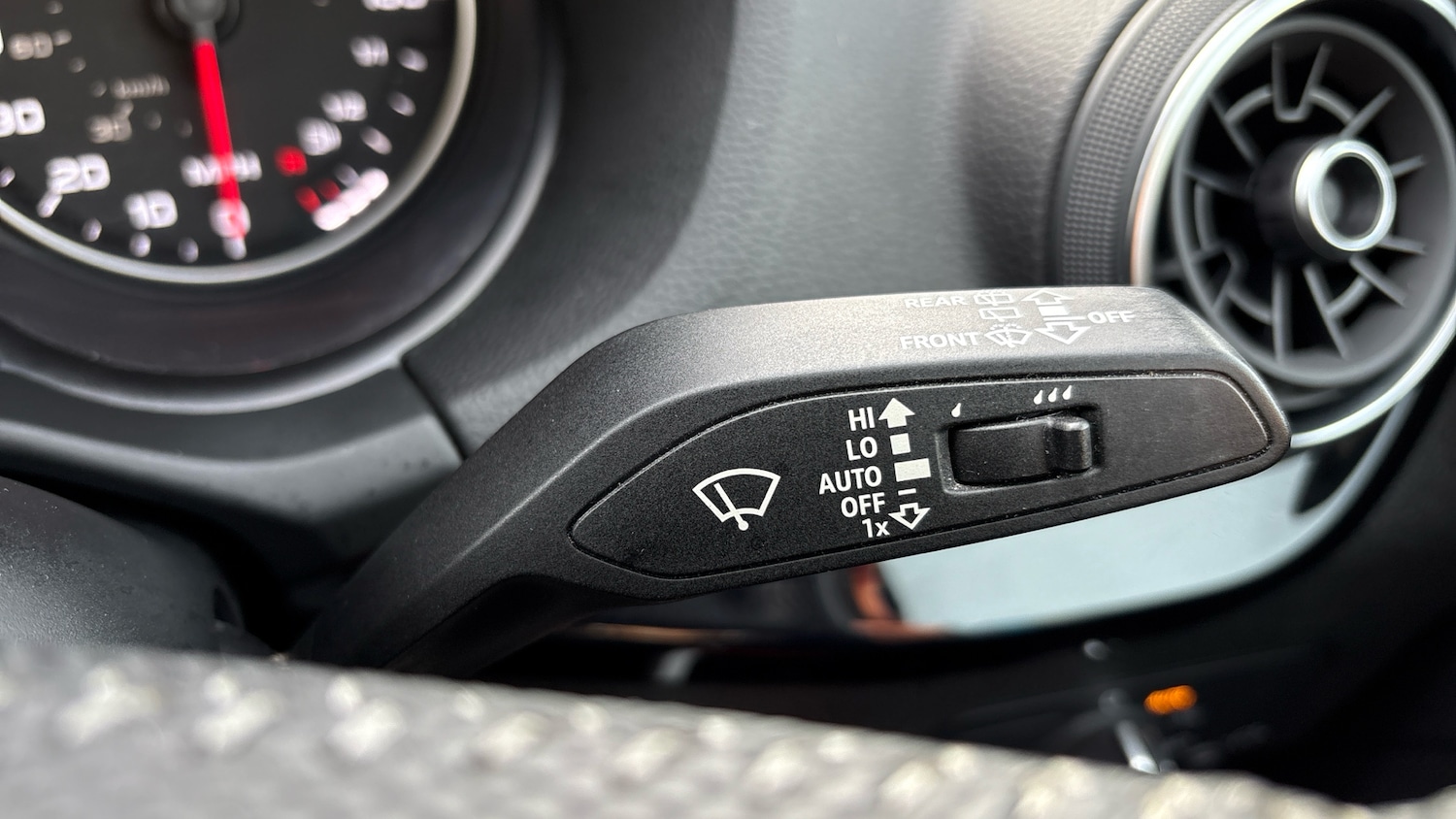 Used Audi Q2 2020 for sale - 77298209: Photo 27