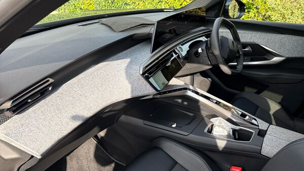 Used Peugeot 3008 2025 for sale - 76211590: Photo 9