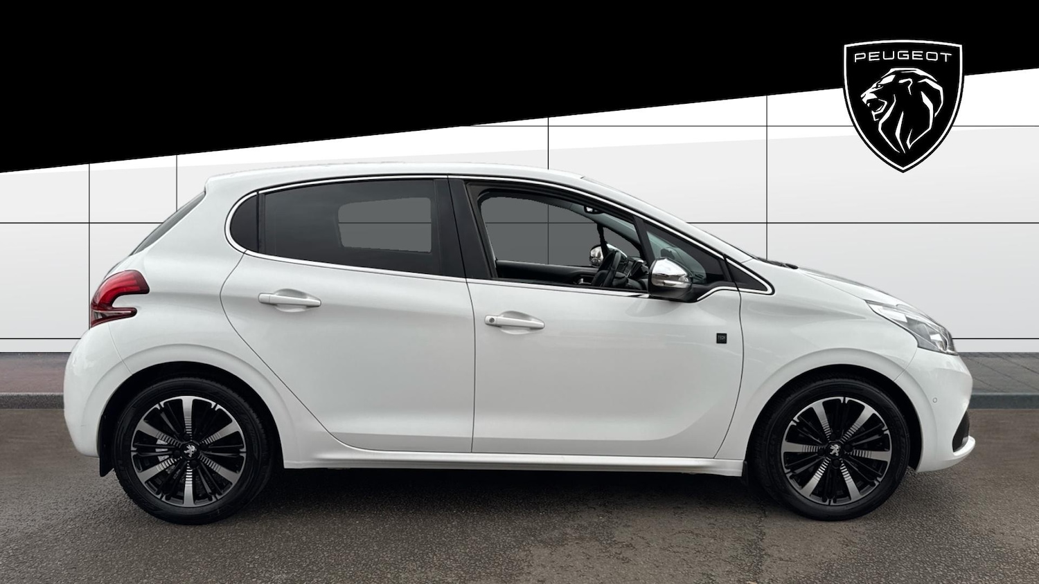 Used Peugeot 208 2018 for sale - 76504810: Photo 5