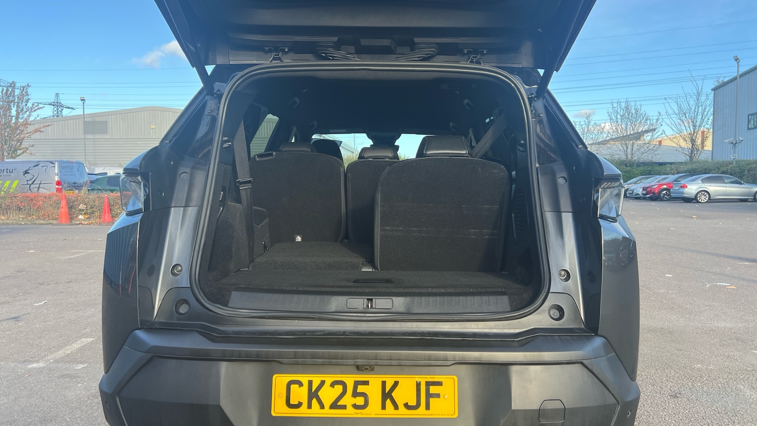 Used Peugeot 5008 2025 for sale - 76354924: Photo 4