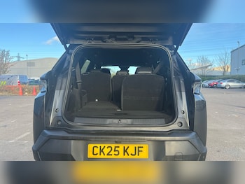 Used Peugeot 5008 2025 for sale - 76354924: Photo