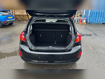 Used Ford Fiesta 2018 for sale - 77492445: Photo