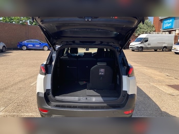 Used Peugeot 5008 2023 for sale - 78992579: Photo