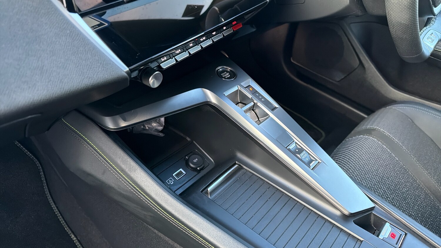 Used Peugeot 408 2025 for sale - 77490605: Photo 13