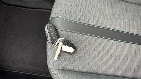Used Peugeot 208 2022 for sale - 76126231: Photo 20