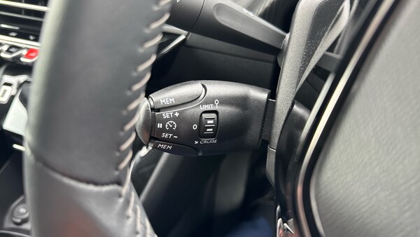 Used Peugeot 208 2022 for sale - 76126231: Photo 21
