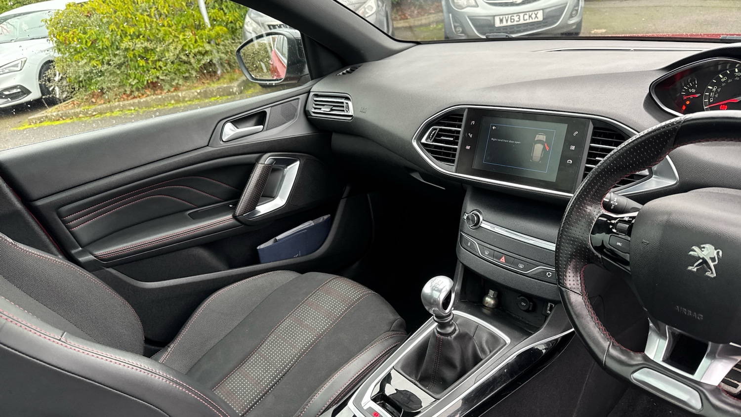 Used Peugeot 308 2018 for sale - 77137487: Photo 14