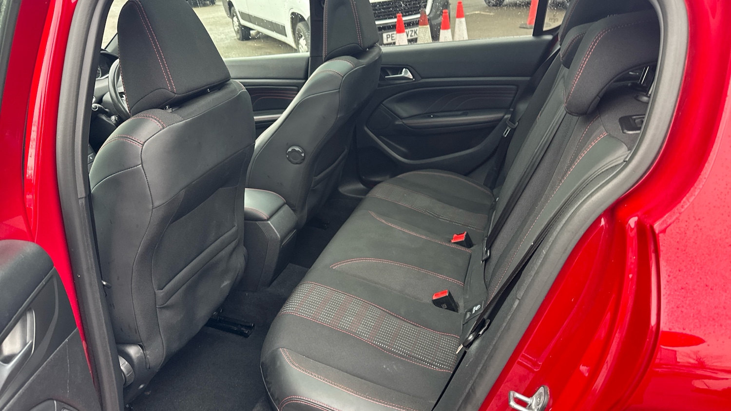 Used Peugeot 308 2018 for sale - 77137487: Photo 16