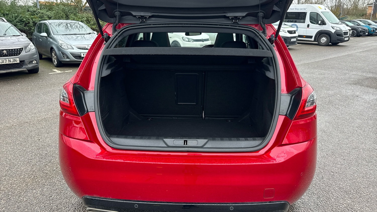 Used Peugeot 308 2018 for sale - 77137487: Photo 4