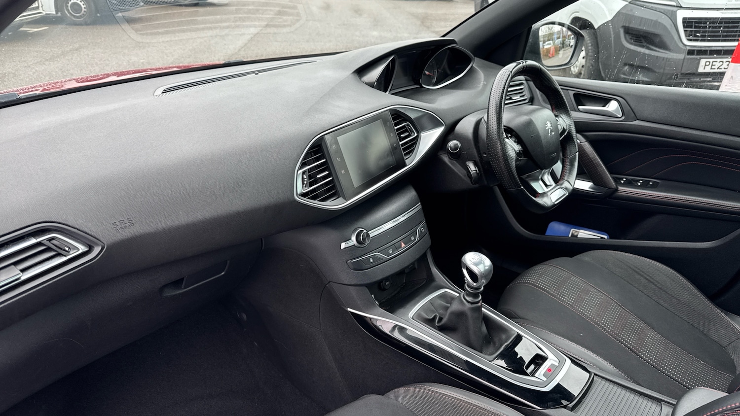 Used Peugeot 308 2018 for sale - 77137487: Photo 9