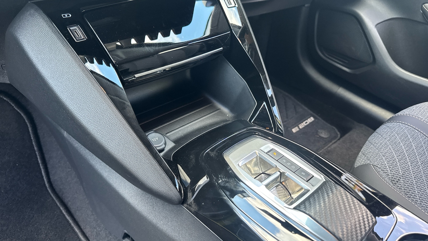 Used Peugeot 208 2024 for sale - 76219022: Photo 13