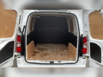 Used Peugeot Partner 2021 for sale - 76694730: Photo