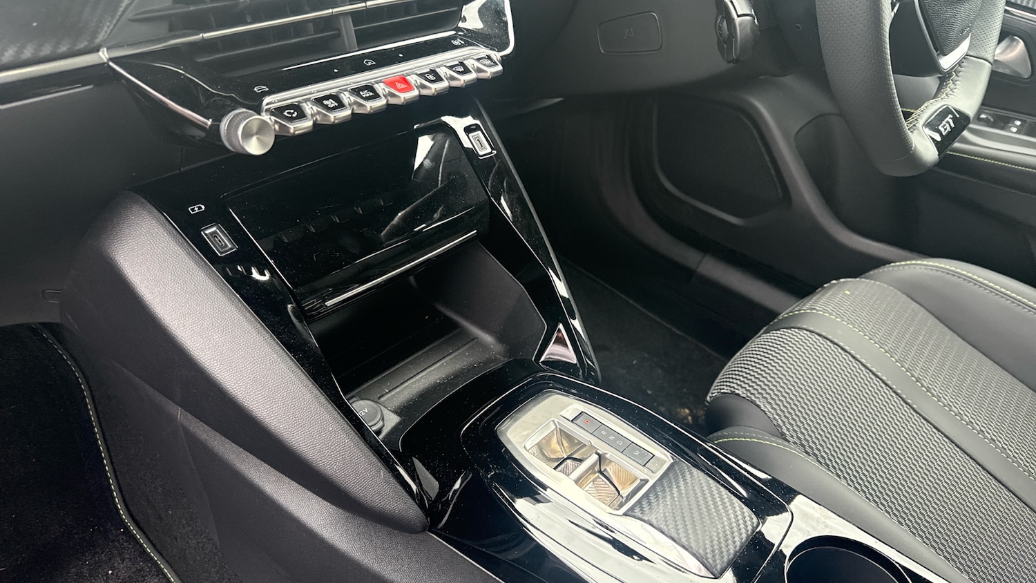 Used Peugeot 2008 2025 for sale - 76299703: Photo 13