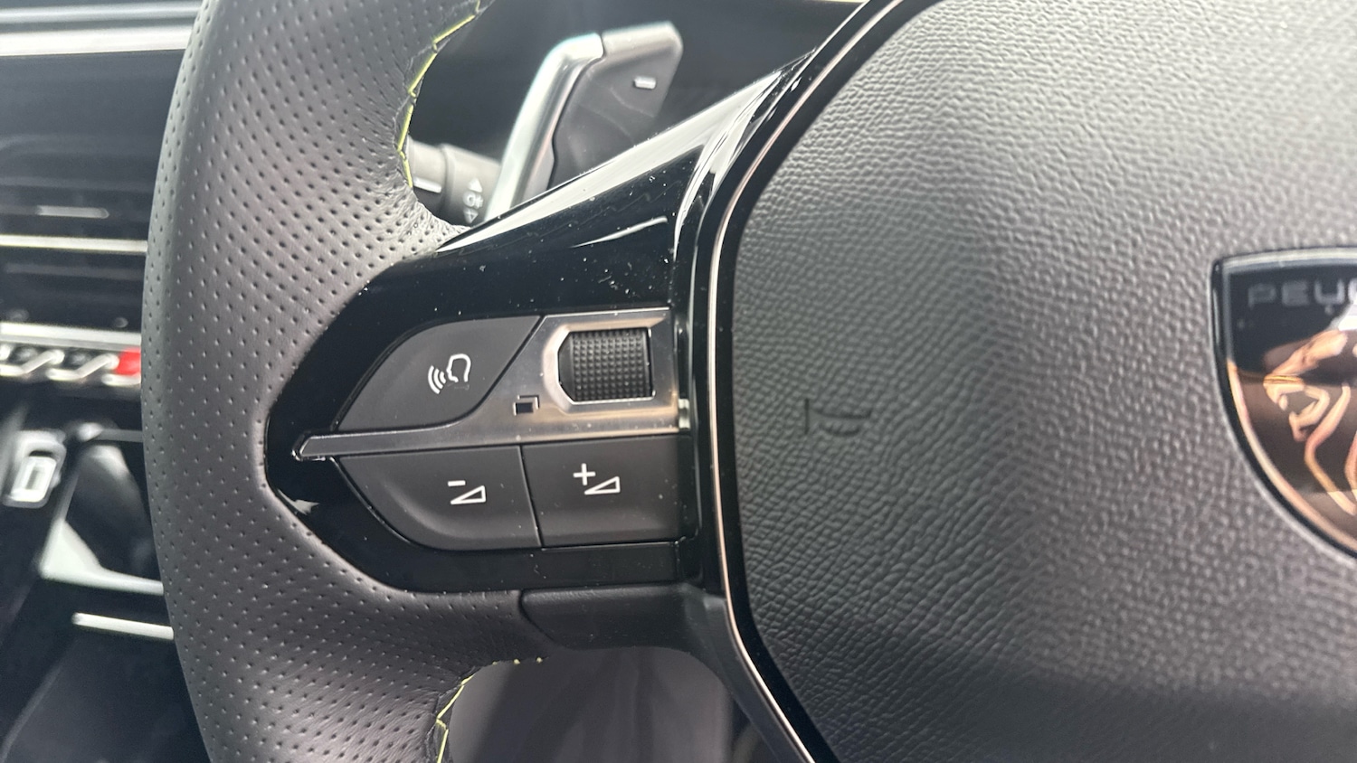 Used Peugeot 2008 2025 for sale - 76299703: Photo 24