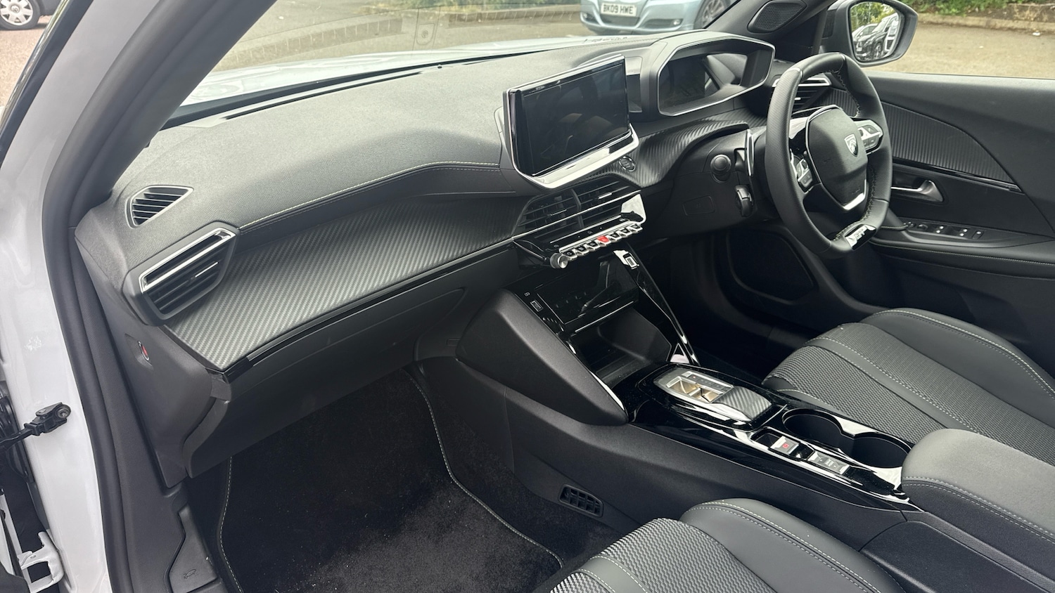 Used Peugeot 2008 2025 for sale - 76299703: Photo 9