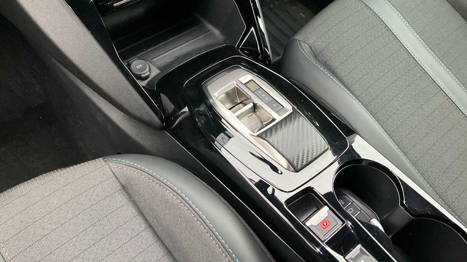 Used Peugeot 2008 2023 for sale - 77717666: Photo 13