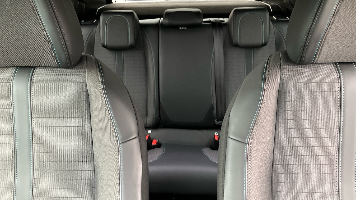 Used Peugeot 2008 2023 for sale - 77717666: Photo 15