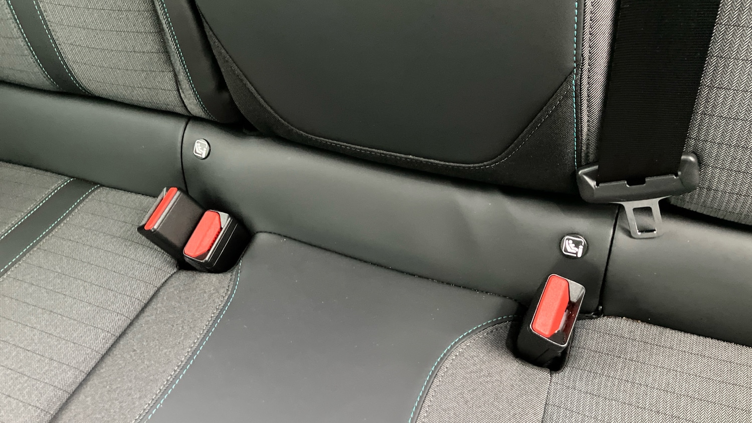 Used Peugeot 2008 2023 for sale - 77717666: Photo 17