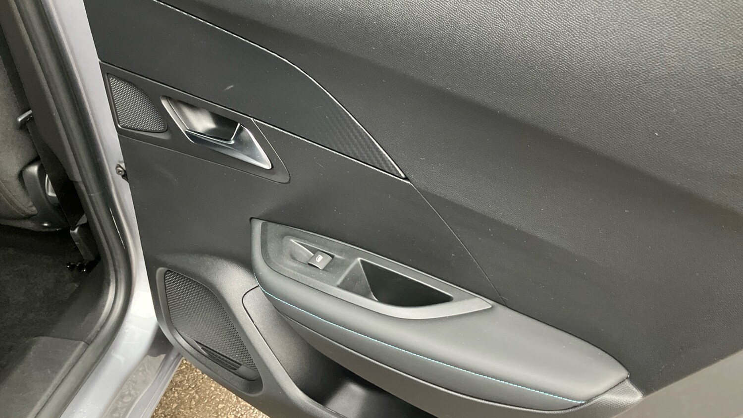 Used Peugeot 2008 2023 for sale - 77717666: Photo 32