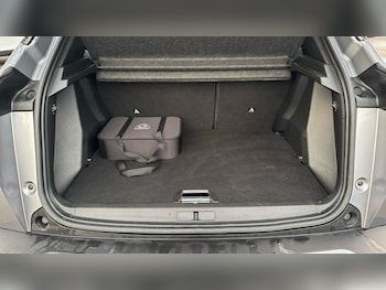 Used Peugeot 2008 2022 for sale - 76494381: Photo