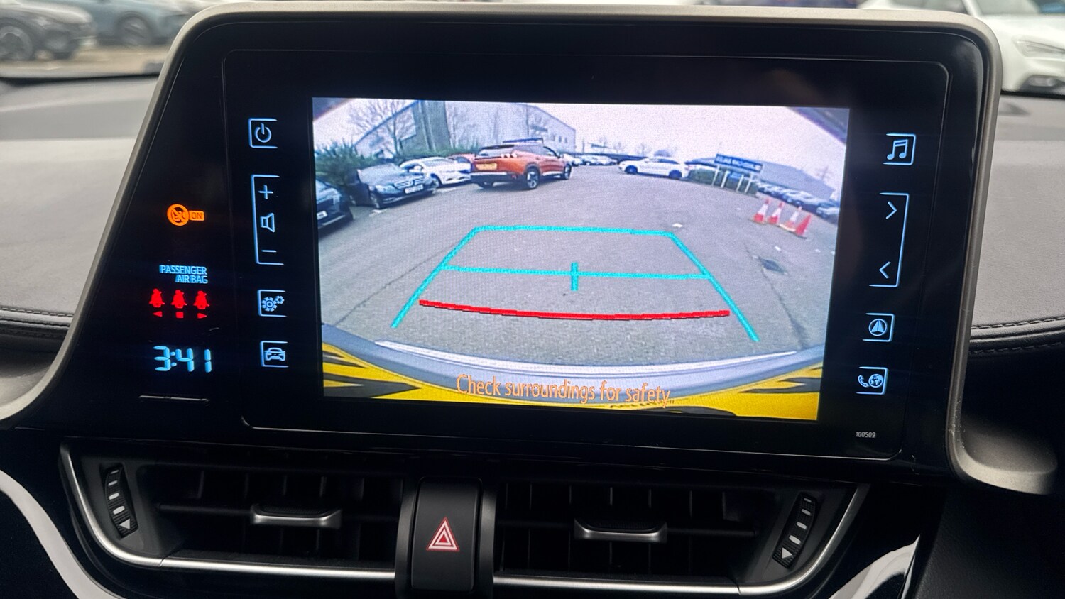 Used Toyota C-HR 2018 for sale - 77403724: Photo 30