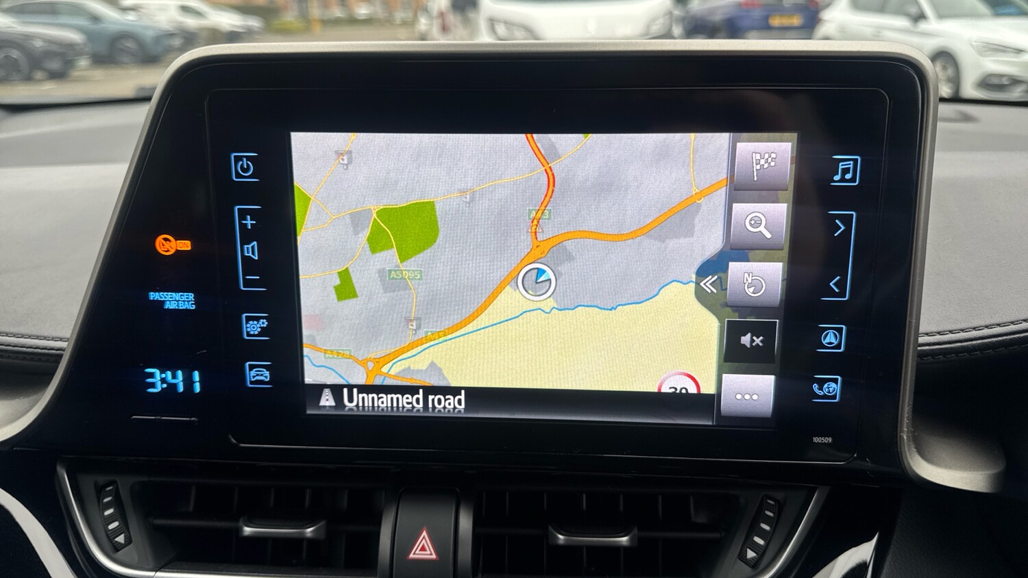 Used Toyota C-HR 2018 for sale - 77403724: Photo 31