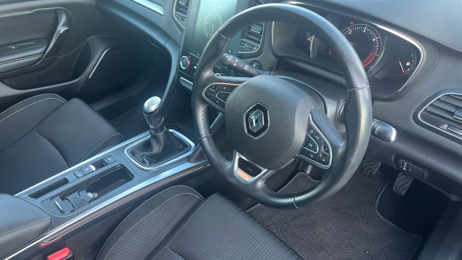 Used Renault Megane 2020 for sale - 76065900: Photo 11