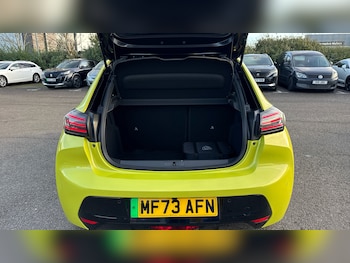 Used Peugeot 208 2024 for sale - 76722684: Photo