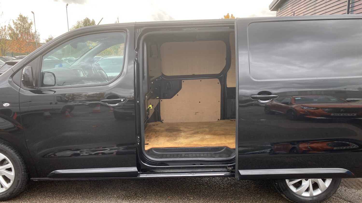 Used Citroen Dispatch 2024 for sale - 76329558: Photo 16