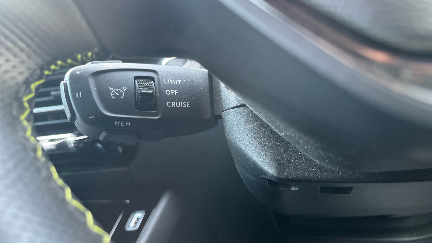 Used Peugeot 208 2023 for sale - 77403457: Photo 38