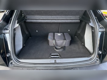 Used Peugeot 2008 2022 for sale - 77961680: Photo