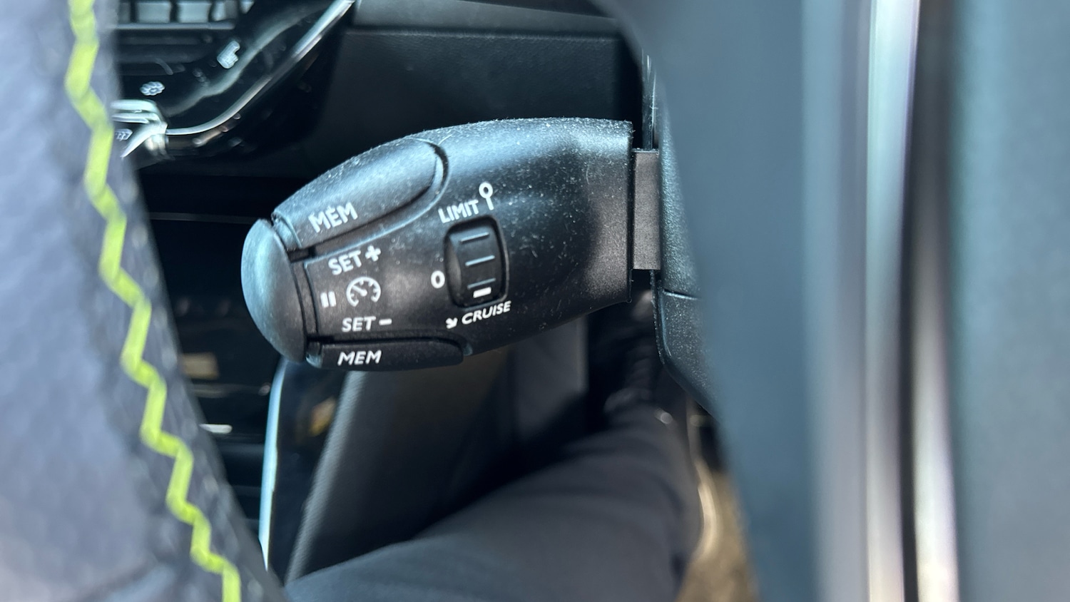 Used Peugeot 2008 2023 for sale - 75851865: Photo 26