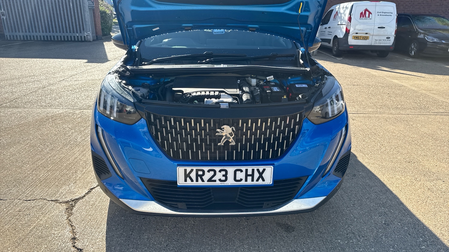 Used Peugeot 2008 2023 for sale - 75851865: Photo 8