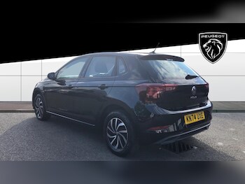 Used Volkswagen Polo 2024 for sale - 78453220: Photo